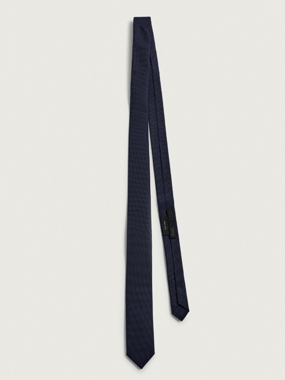 Zara Mens Business Formal Basic 100% Silk Tie Size M Navy Blue New Without Tags
